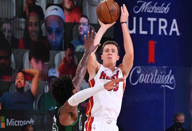  阿德巴约高效发挥热火战胜凯尔特人