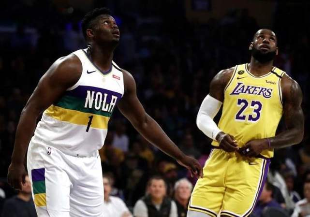  锡安威廉森暴扣集锦鹈鹕击败马刺