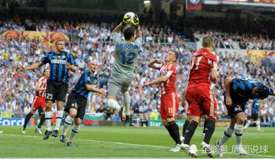  意大利杯半决赛，国际米兰逆转那不勒斯